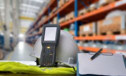 Barcode reader, handheld terminal and wireless handheld terminal