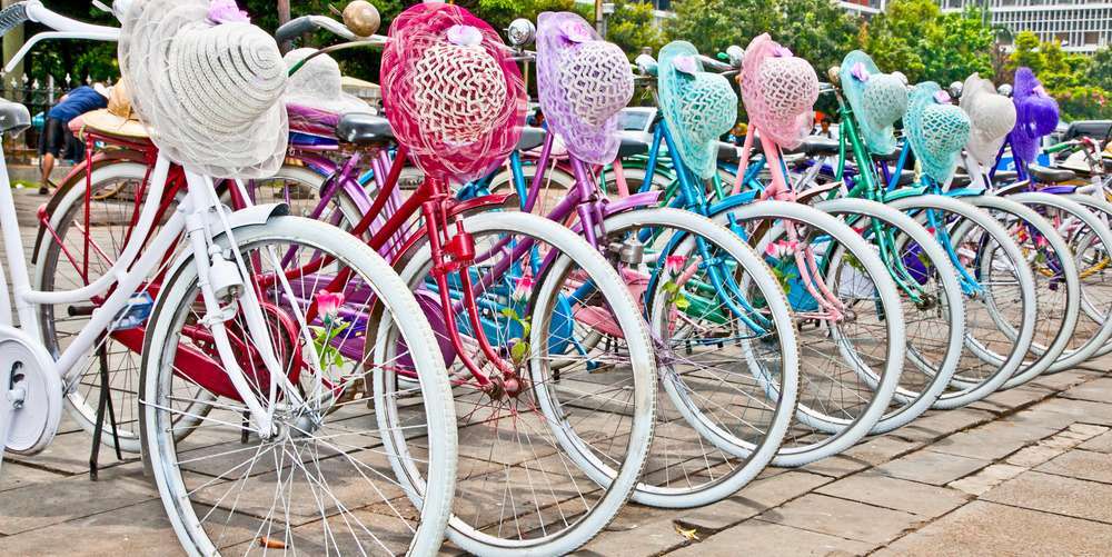 ファタヒラ広場のレンタル自転車