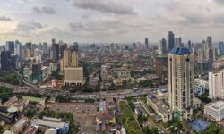 Optimasi Jadwal Produksi untuk Mengurangi Pergantian Cetakan pada Mesin Molding dan Menjamin Ketepatan Waktu Pengiriman